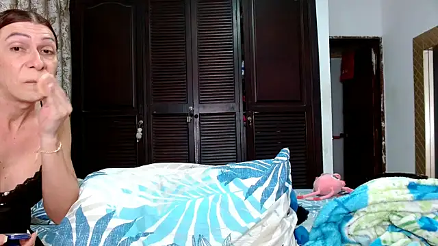 sweethoneytsx online show from January 2026 10:38:02 PM