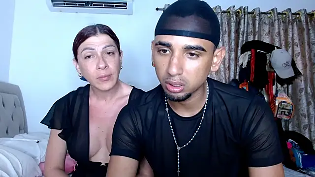 sweethoneytsx online show from November 2025 09:52:02 PM