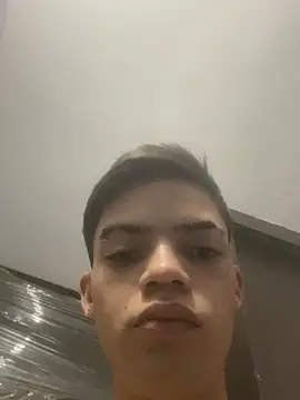 Latinos 2001 online show from May 2026 10:57:01 AM