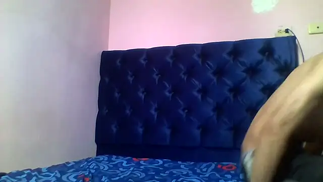 Latinos 2001 online show from April 2026 03:57:02 PM