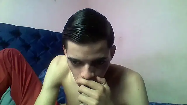 Latinos 2001 online show from April 2026 02:12:01 PM