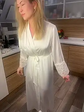 Miroslavadzm1 online show from February 2026 12:04:01 PM