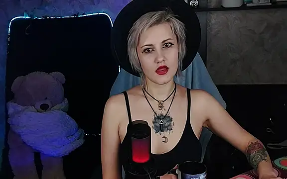 Snapshot of EvaBrownie chatting on March 2025 04:10:02 PM EvaBrownie online show from March 2025 04:10:02 PM