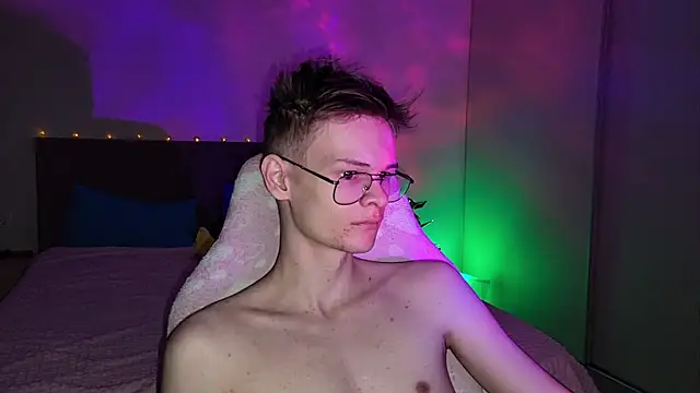 Wild boar1 online show from February 2025 03:30:01 PM