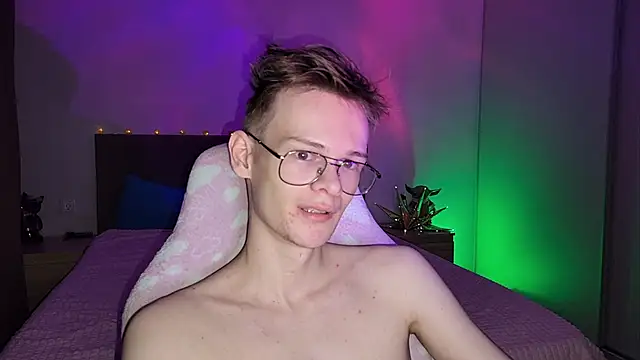 Wild boar1 online show from February 2025 06:35:02 PM