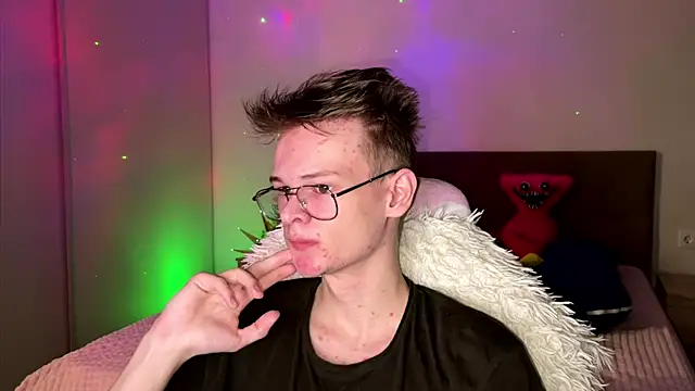 Wild boar1 online show from March 2025 06:37:02 PM