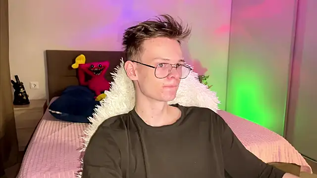 Wild boar1 online show from March 2025 05:31:01 PM