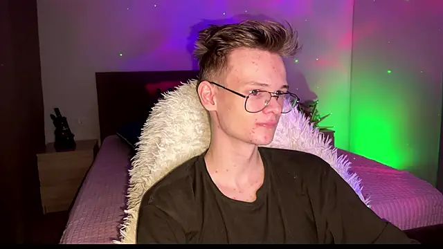 Wild boar1 online show from March 2025 05:17:02 PM