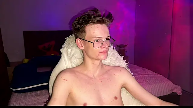 Wild boar1 online show from March 2025 08:18:02 PM