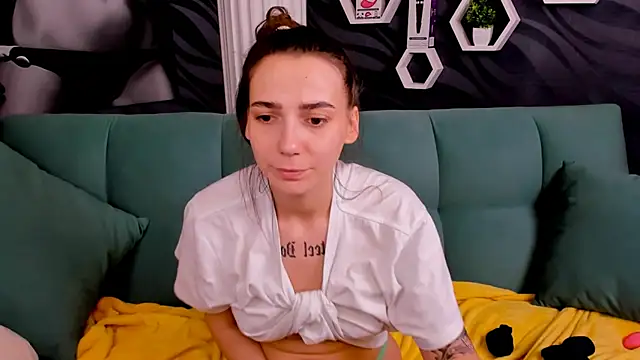 annabishop online show from February 2025 06:23:01 AM