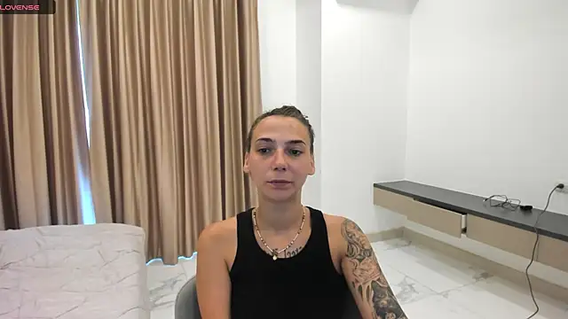 annabishop online show from November 2025 12:25:02 AM