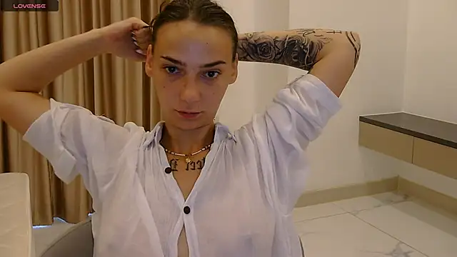 annabishop online show from October 2025 12:09:01 AM