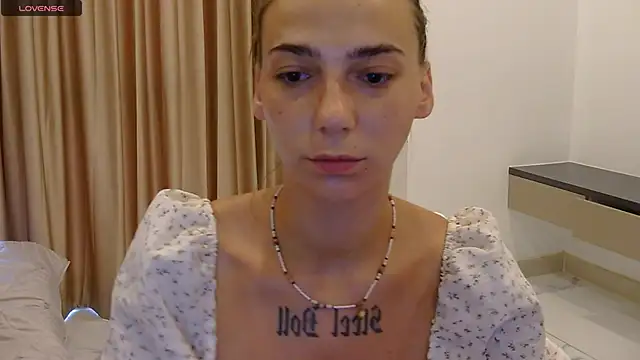 annabishop online show from October 2025 01:17:01 AM