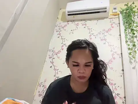 SophiaCourthaway online show from October 2025 07:22:02 PM