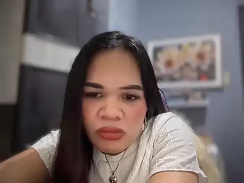 SophiaCourthaway online show from April 2026 10:13:01 PM