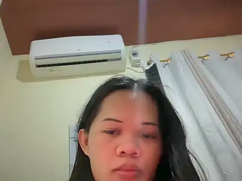 SophiaCourthaway online show from July 2026 05:19:02 AM