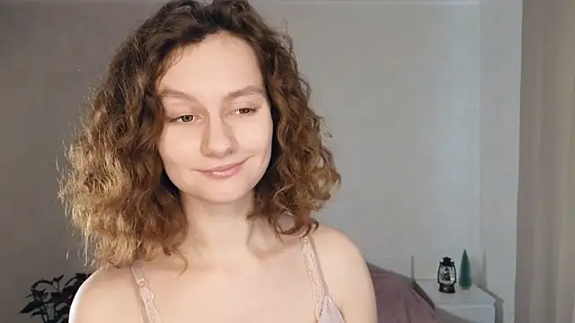 Snapshot of Leya_Curly chatting on January 2025 10:02:01 AM Leya Curly online show from January 2025 10:02:01 AM