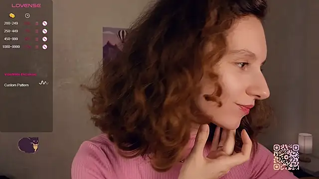 Snapshot of Leya_Curly chatting on September 2025 12:16:02 PM Leya Curly online show from September 2025 12:16:02 PM
