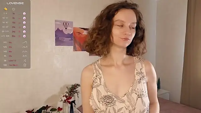 Snapshot of Leya_Curly chatting on February 2025 12:15:02 PM Leya Curly online show from February 2025 12:15:02 PM