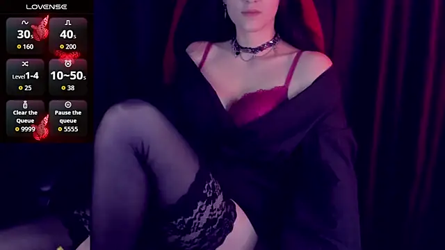 AlariaFatal online show from April 2026 07:50:01 PM