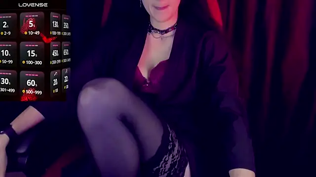 AlariaFatal online show from November 2025 06:02:01 PM