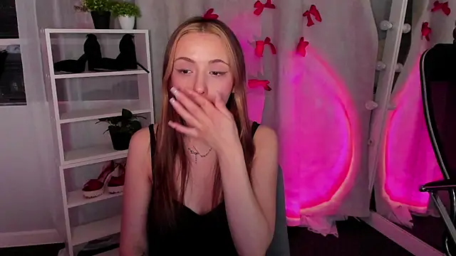 Sahara Shields online show from February 2025 01:32:02 PM