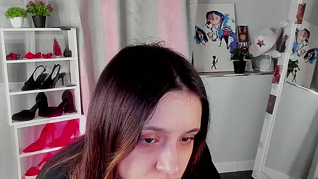 Snapshot of Sahara_Shields chatting on December 2025 10:21:02 AM Sahara Shields online show from December 2025 10:21:02 AM