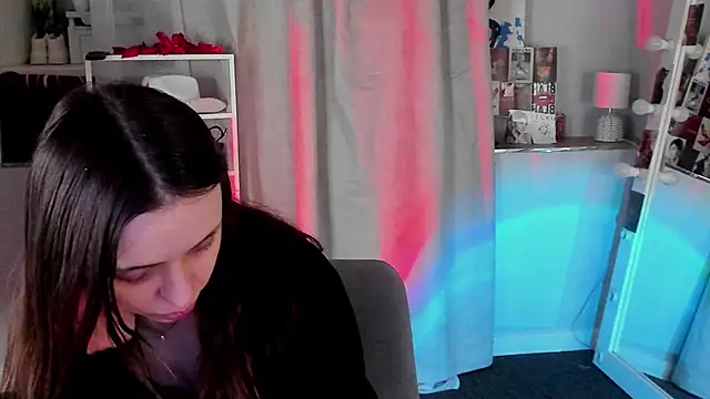 Sahara Shields online show from April 2026 09:37:01 AM