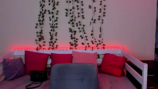 Sahara Shields online show from February 2026 09:20:02 AM