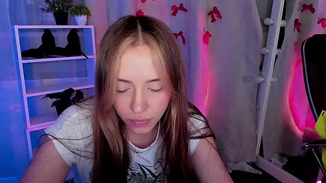 Sahara Shields online show from February 2025 04:27:01 PM