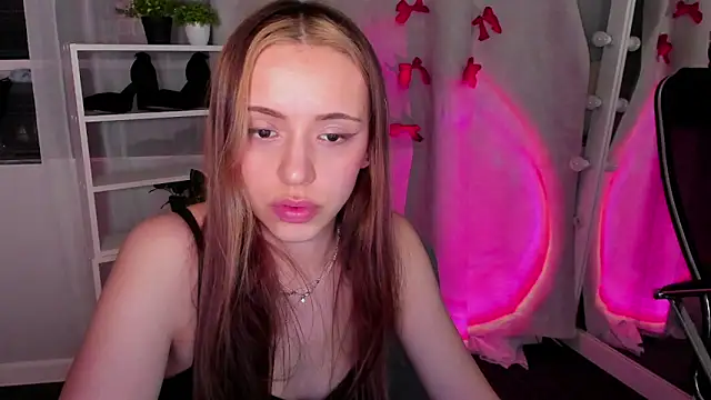 Sahara Shields online show from February 2025 04:35:02 PM