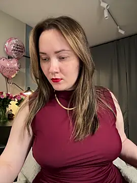Snapshot of Kiss_My_Body chatting on May 2026 08:20:02 PM Kiss My Body online show from May 2026 08:20:02 PM