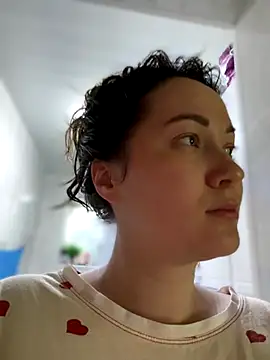 Snapshot of Kiss_My_Body chatting on October 2025 09:39:01 AM Kiss My Body online show from October 2025 09:39:01 AM