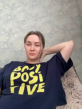 Snapshot of Kiss_My_Body chatting on March 2025 12:17:01 PM Kiss My Body online show from March 2025 12:17:01 PM