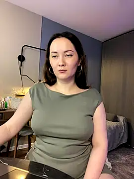 Snapshot of Kiss_My_Body chatting on October 2025 06:31:02 PM Kiss My Body online show from October 2025 06:31:02 PM