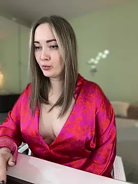 Snapshot of Kiss_My_Body chatting on February 2025 03:45:02 PM Kiss My Body online show from February 2025 03:45:02 PM