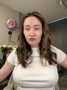 Snapshot of Kiss_My_Body chatting on May 2026 05:19:01 PM Kiss My Body online show from May 2026 05:19:01 PM