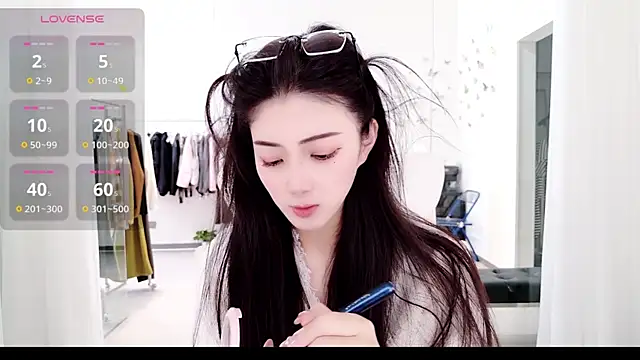 miaomiao-777 online show from November 2025 03:54:02 AM