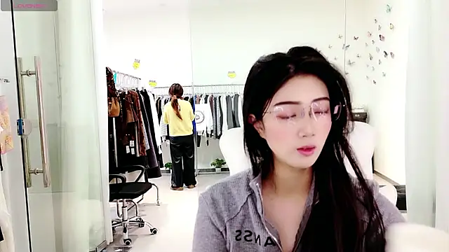 Snapshot of miaomiao-777 chatting on October 2025 01:40:02 AM miaomiao-777 online show from October 2025 01:40:02 AM