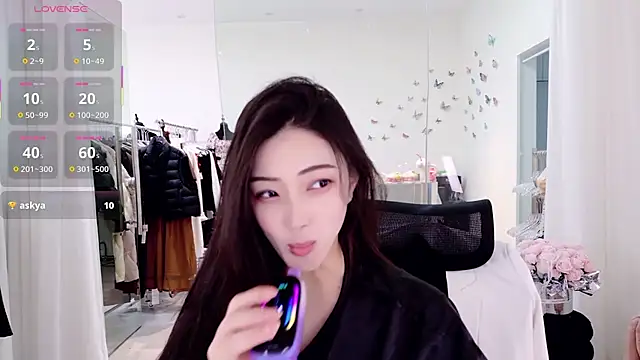 miaomiao-777 online show from May 2026 11:19:01 PM