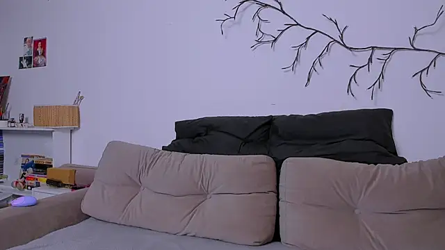 LadyTrep online show from October 2025 06:19:02 PM