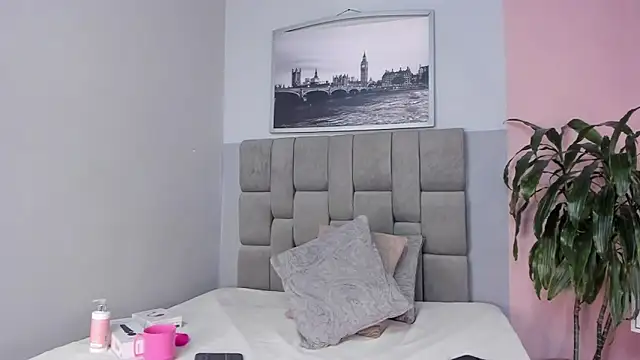 janna lopez  online show from October 2025 11:31:02 AM