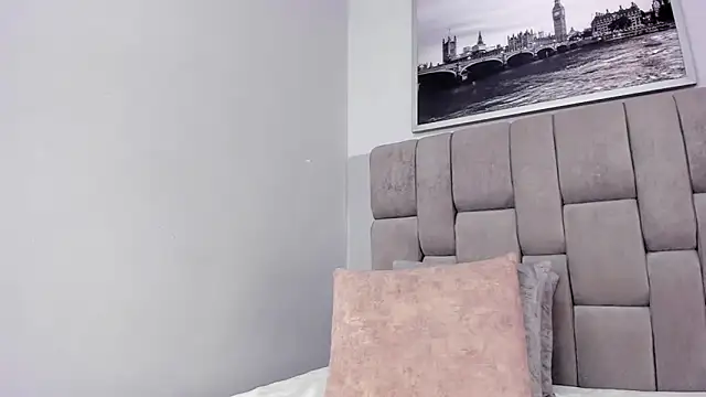 janna lopez  online show from October 2025 11:41:02 AM