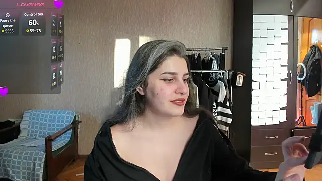  Roselina  online show from May 2026 03:04:01 PM