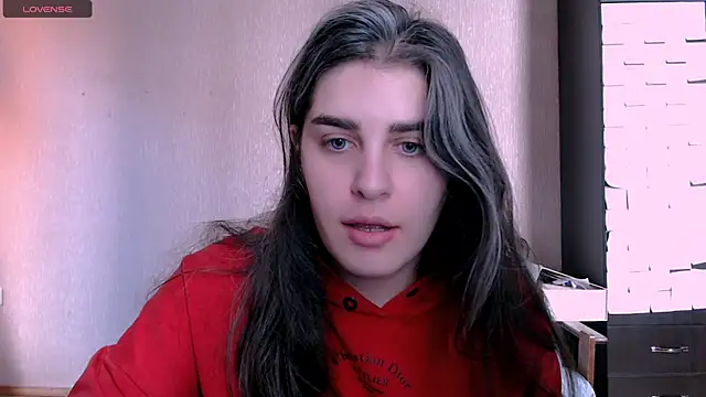Snapshot of _Roselina_ chatting on October 2025 10:40:02 AM Roselina online show from October 2025 10:40:02 AM