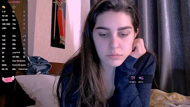 Snapshot of _Roselina_ chatting on February 2025 11:50:01 AM Roselina online show from February 2025 11:50:01 AM