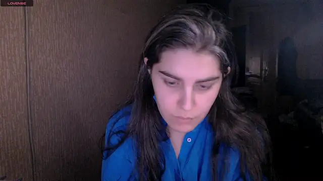 Snapshot of _Roselina_ chatting on February 2025 03:20:02 PM Roselina online show from February 2025 03:20:02 PM