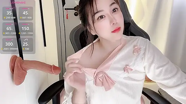 Snapshot of Alano-01 chatting on March 2025 05:12:02 AM Alano-01 online show from March 2025 05:12:02 AM