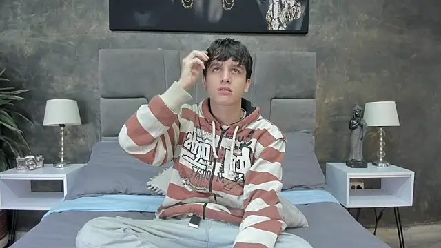 Snapshot of bruce_hans chatting on November 2025 11:53:02 AM bruce hans online show from November 2025 11:53:02 AM