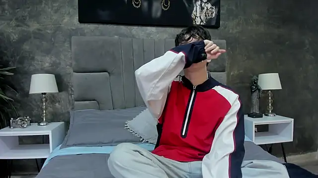 Snapshot of bruce_hans chatting on November 2025 11:43:02 AM bruce hans online show from November 2025 11:43:02 AM